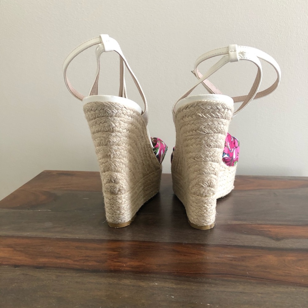 Joan & David Open Toe Wedge - Size 8.5 - image 5